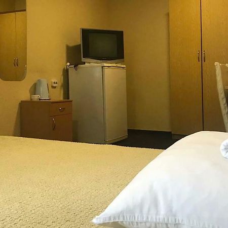 Kozatsky On Antonova Otel Kiev Dış mekan fotoğraf
