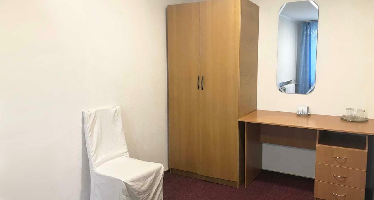 Kozatsky On Antonova Otel Kiev Dış mekan fotoğraf
